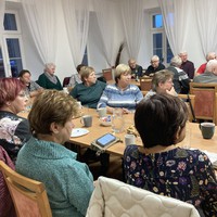 Beseda s paní Blankou Chládkovou - vyšívání praporů, krojů a jiných věcí – fotografie