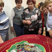 Beseda s paní Blankou Chládkovou - vyšívání praporů, krojů a jiných věcí – fotografie